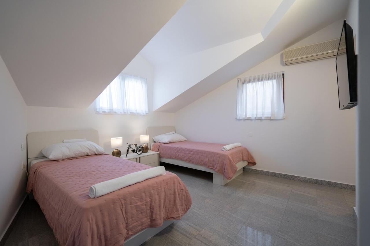 Lusi House Villa Sveti Filip i Jakov Luaran gambar